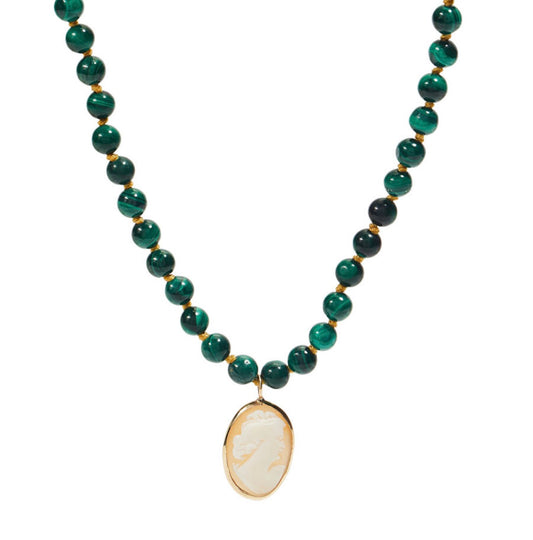 Malahit taşlı cameo altın kolye